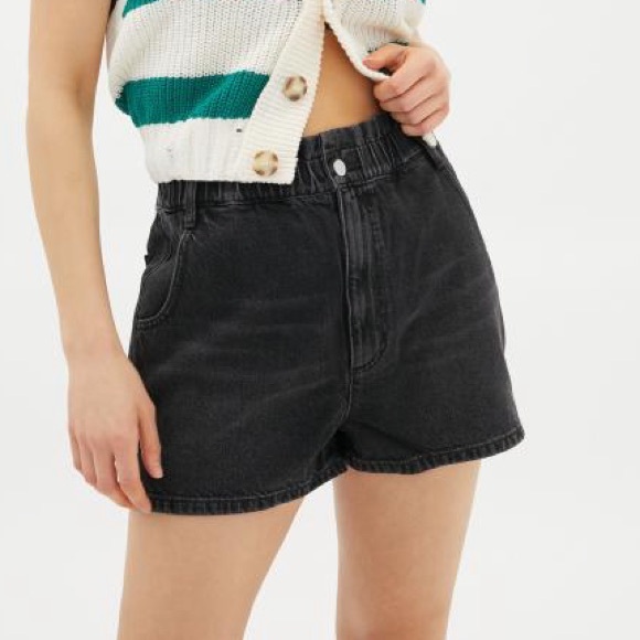 BDG Urban Outfitters A-Line black denim shorts - Picture 1 of 5